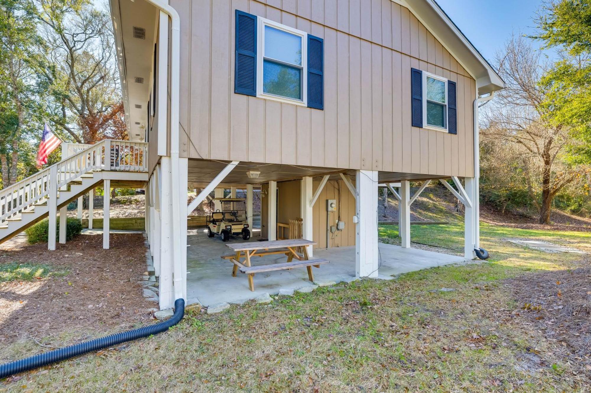 Lovely Emerald Isle Home, Walk To Beach! المظهر الخارجي الصورة